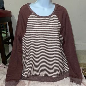 Volcom Striped Long Sleeve size XL